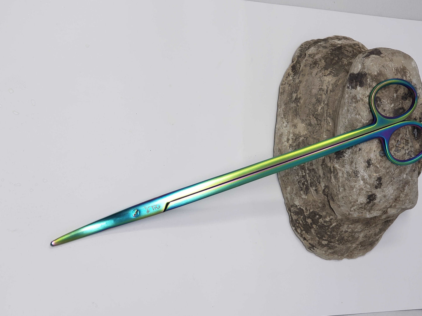 AQUA SCISSOR CURVED - 25CM