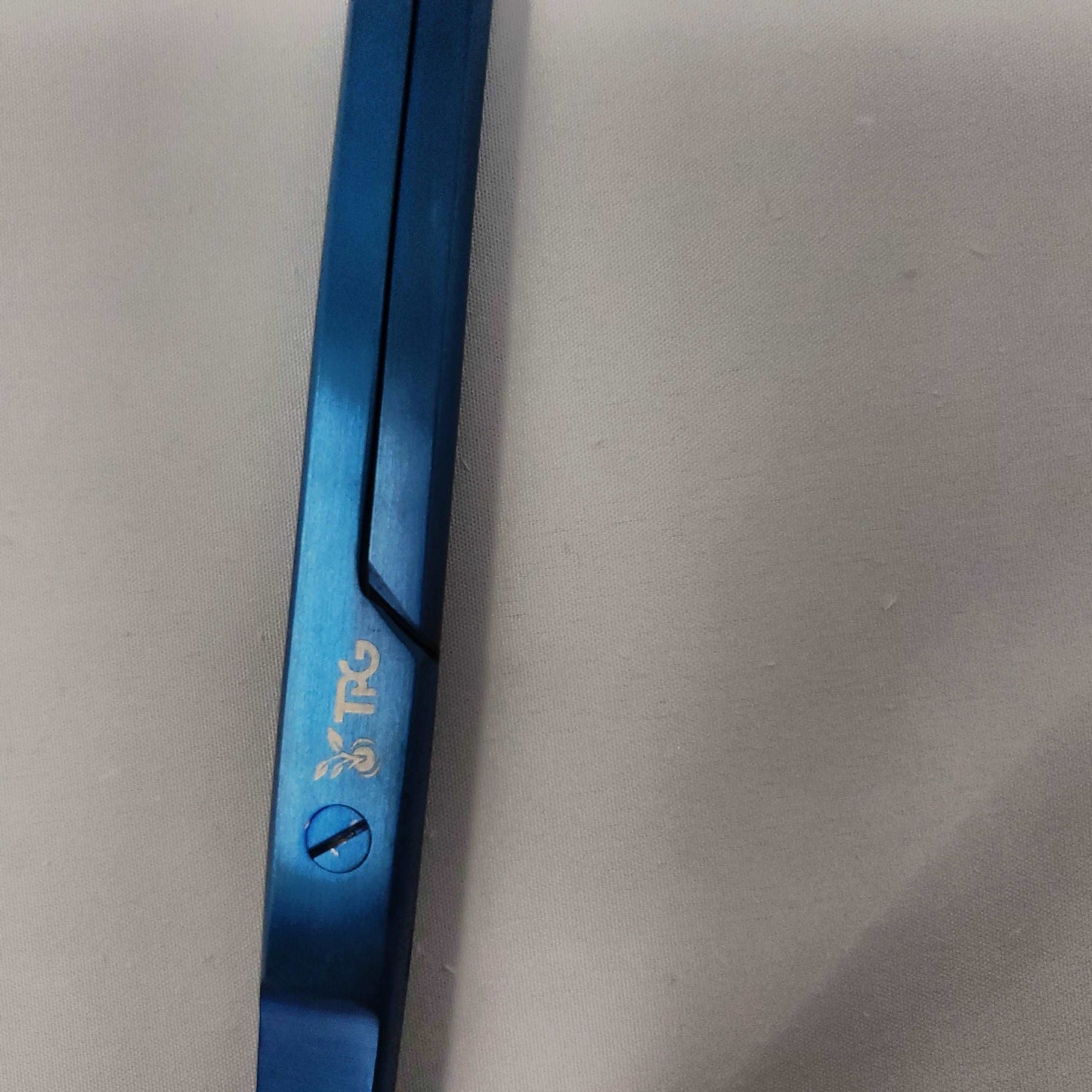 Pro Scissor Curved- 25CM